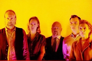 科幻电影《破裂》解说文案-片源下载-电影解说文案网