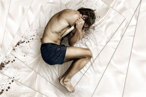 悬疑电影《午夜梦回》解说文案-片源下载-电影解说文案网