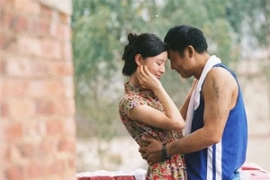 犯罪电影《天水围的夜与雾》解说文案-片源下载-电影解说文案网