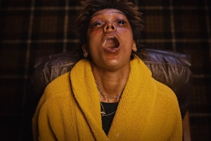 恐怖电影《回应我》解说文案-片源下载-电影解说文案网